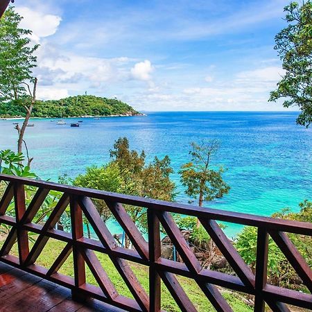 Hotel Daya Hill Seaview Koh Lipe Exterior foto